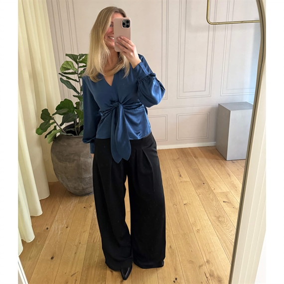 Karmamia Blair Bluse, Rich Cerulean Blue